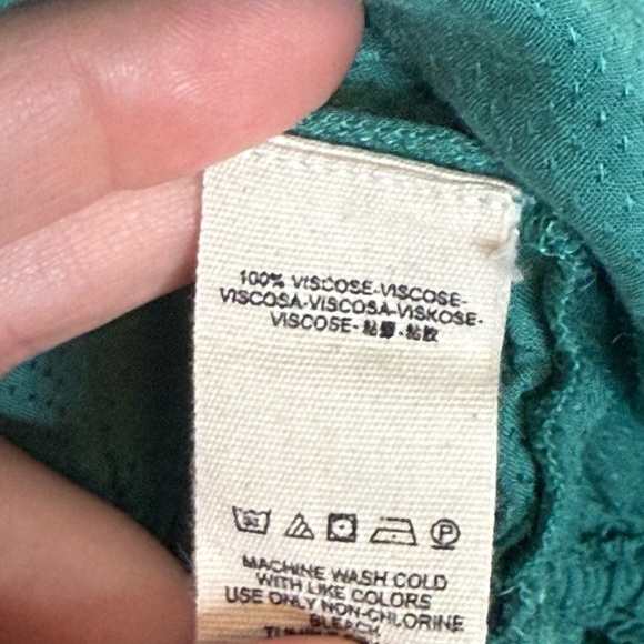 Free People Free Spirit Off Shoulder Green Bell Sleeve Crop Top Size XS - Picture 5 of 6